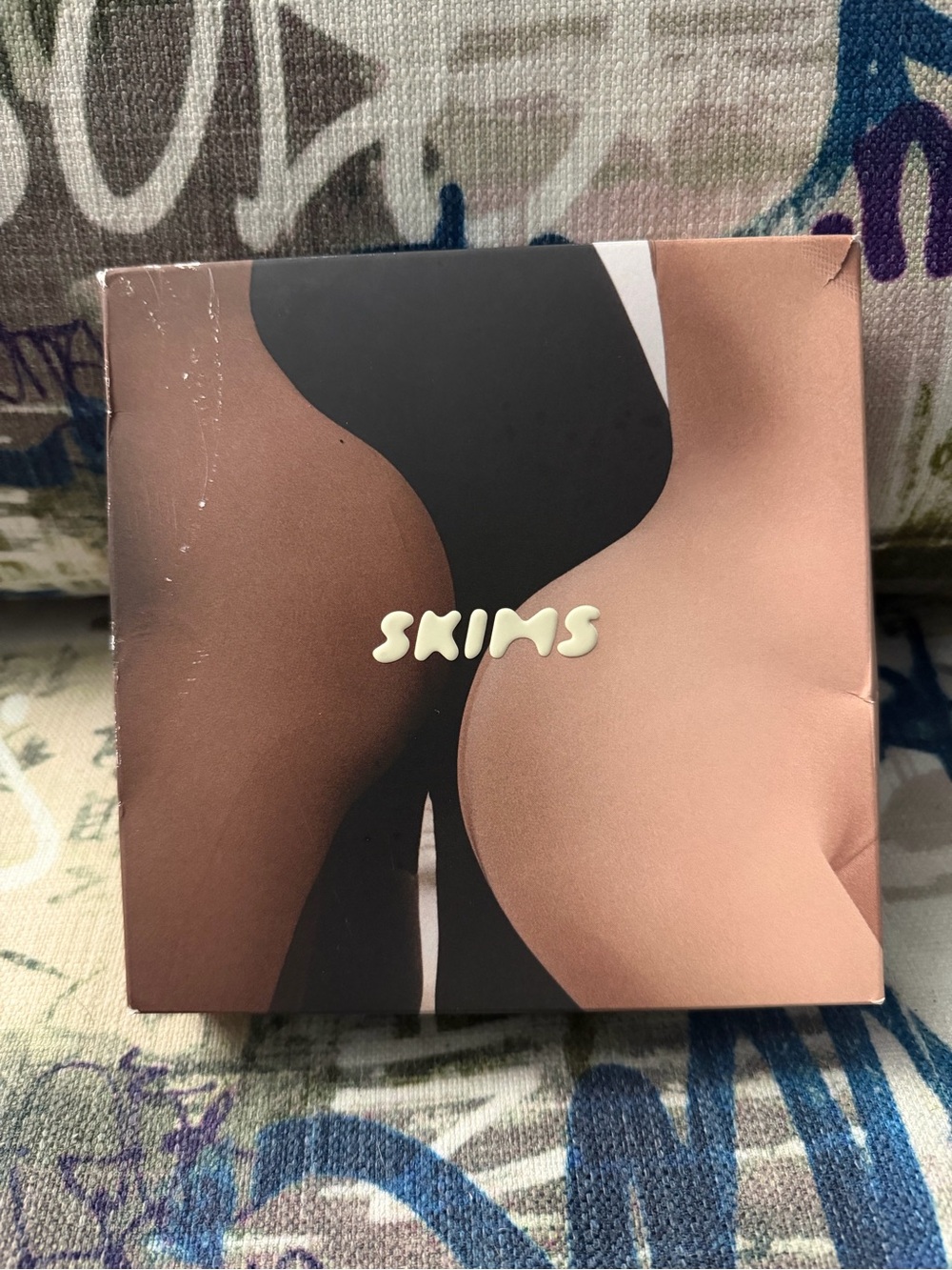 SKIMS NEVER WORN SEAMLESS SCULPT BUTT LIFTING SHORT